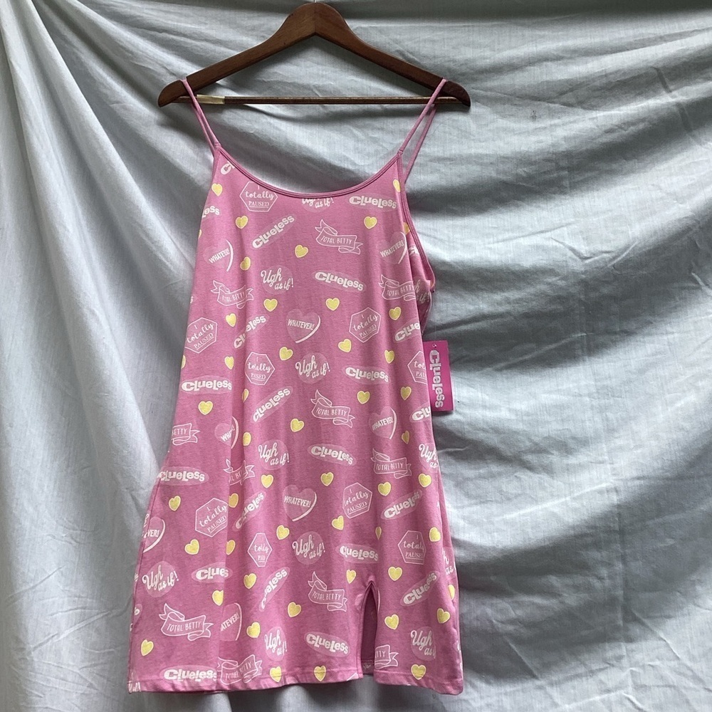 Clueless pink nightgown NWT, size medium